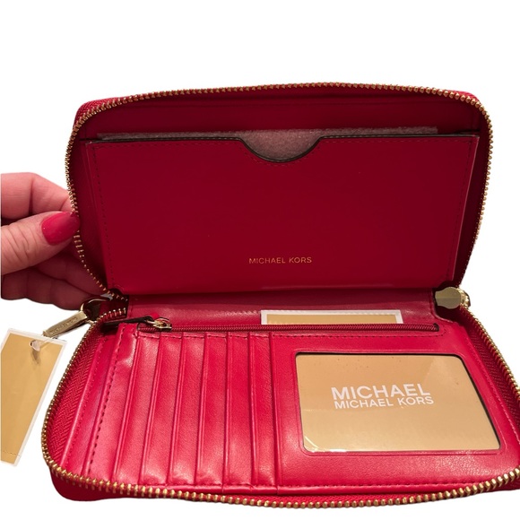 NWT Michael Kors Red Saffiano Leather Jet Set Travel Wristlet Wallet - Picture 3 of 4